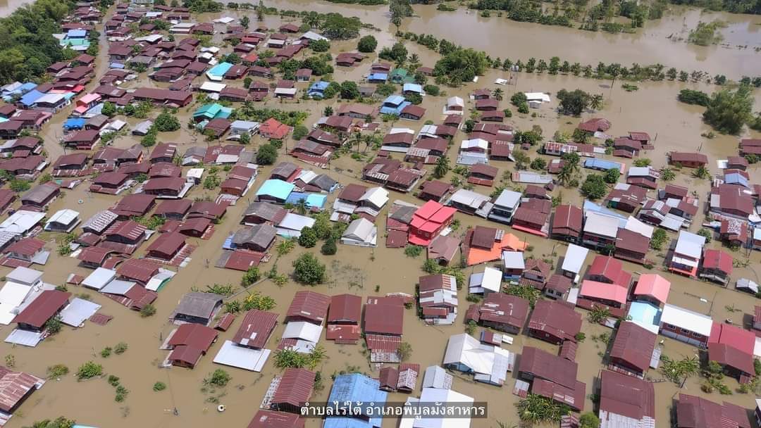 OOC
Please pay attention for this!
เมื่อวันที่ 6 ต.ค. 65 เกิดสถานการณ์น้ำท่วม จ.อุบลราชธานี ระดับน้ำสูงเกือบทั้งสาย ความเสียหายอยู่ในระดับรุนแรงมาก 

ทุกการกระจายข่าวมีความสำคัญมาก ขอขอบคุณทุกการช่วยเหลือมา ณ ที่นี้ 
#น้ำท่วมอุบล