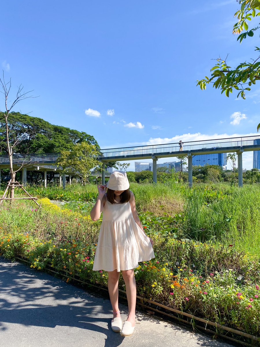 cloudilyyyy's tweet photo. 🌼 Lallabell dress สีครีมคือมีติดตู้ไว้ใส่ได้ตลอดเลยค่า ตัวเดียวโจ้บบบ สีเข้าได้กับทุกที่จริงๆ ยิ่งไปเที่ยวแบบธรรมชาติยิ่งเข้าเลยคับ 😚💓

🎈lallabell 360.- https://t.co/nnaewrm1PV