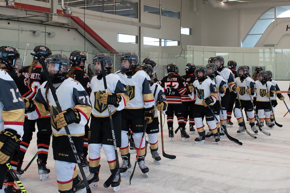 Sheri_Hudspeth's tweet photo. @usahockey #Girlshockey Weekend in the @nghlhockey at @BaxterArena in Omaha with the 12UAA Vegas Jr. Golden Knights. #WGIHW @IIHFHockey #NGHL @pacificgirlshky #growthegame 

📸 @ellenp_photo (IG) https://t.co/JpN2j88yFu