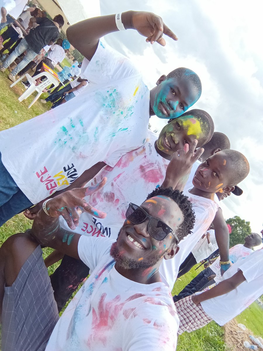 MageroAbraham's tweet photo. At the #JinjaColorRun . 10% of all proceeds go to #ICT4EDUCATION. Such a wonderful cause to be part of.
#ICT4EDUCATION is a mobile ICT clinic extending ICT Training to rural children in Busoga region. Every child in this generation needs exposure to ICT https://t.co/oHA1vZn1Bk