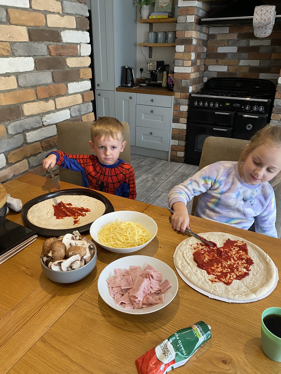 Josnarf's tweet photo. @ympswatkins @ympsrees Cadfan wanted to make pizza and his sister Niamh helped too #WorldFoodDay https://t.co/BvZV3yWTa2