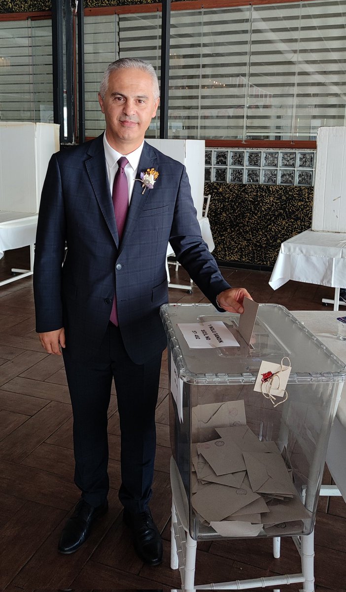 avsoneraydin's tweet photo. Oyumuzu kullandık, sonuçların Baromuza ve hukuk camiamıza hayırlı olmasını dilerim. https://t.co/KKDT9tdyQu
