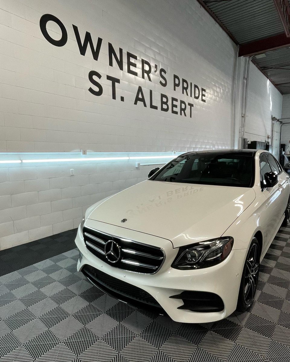 owner_albert's tweet photo. Decontamination and maintenance wash on this Mercedes removing the surface contamination on the white paint.
Book your detail.
Protect your investment!
#ownerspride #stalbert #ownerspridecanada #yeg #mercedes #ceramiccoating #detailing #canadiandetailersofinstagram #bossofgloss https://t.co/Od3nsVYWQj