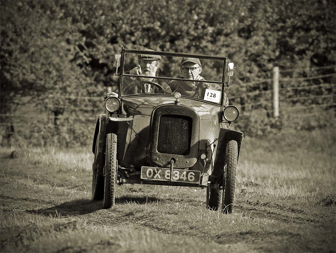 RobMacShots's tweet photo. Looking for the section at Badlands yesterday. @thevscc @tigbrown #Vintagecars #Welshtrial https://t.co/Ih6dpw5VVn