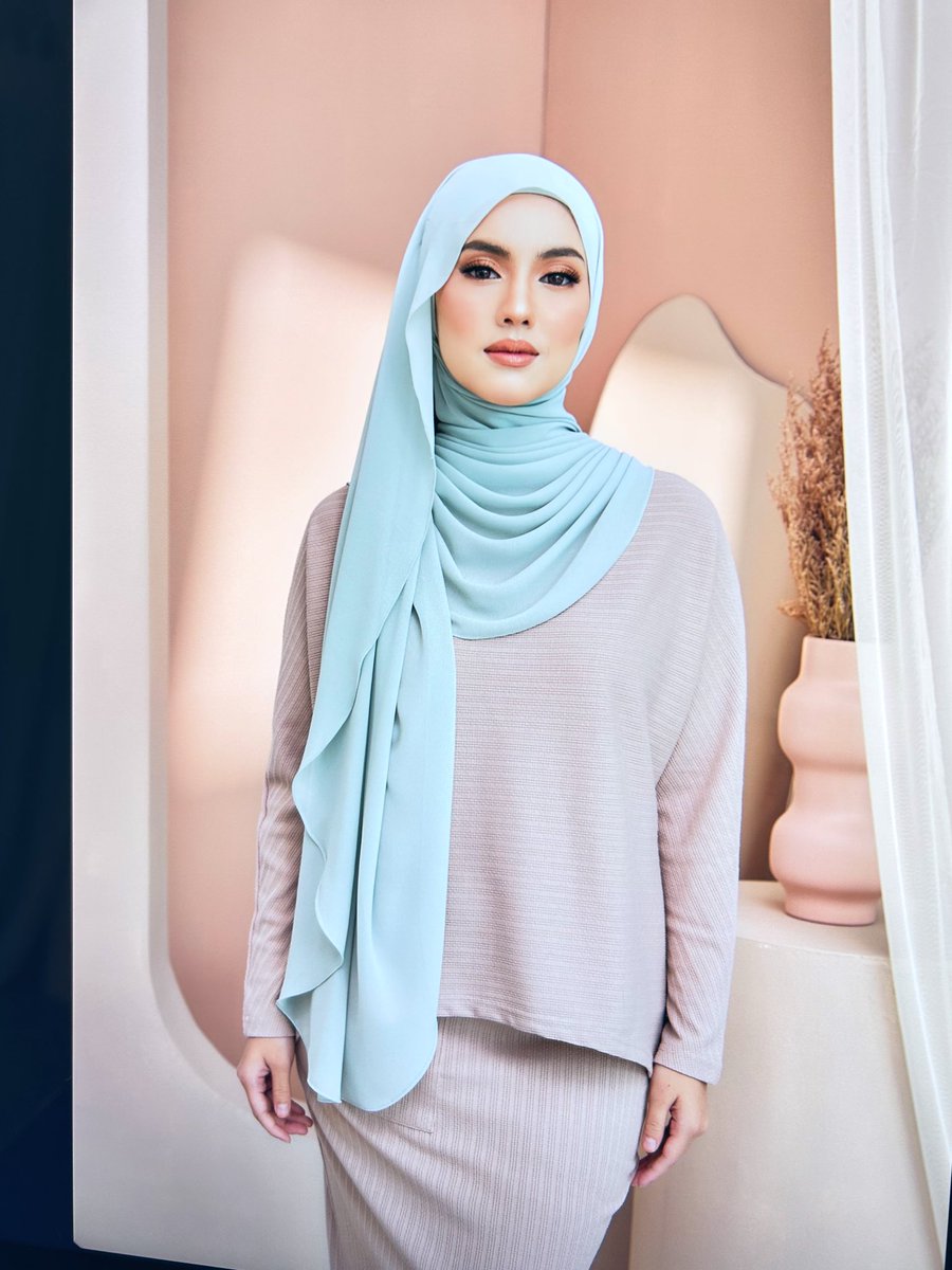 DahliaRizal's tweet photo. Few shots today for tudung ruffle🫶🏻 https://t.co/UmdXWwxXEA