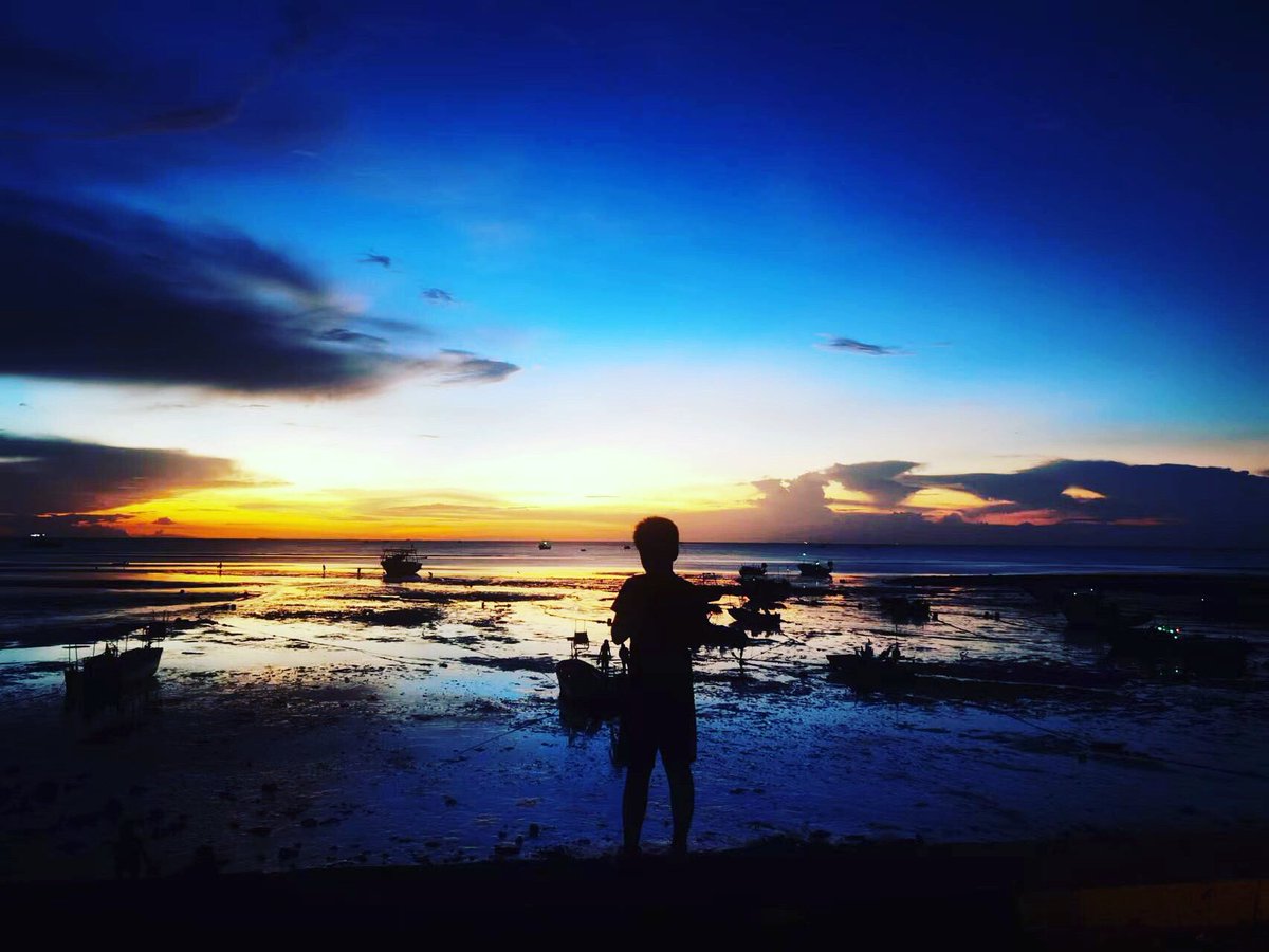 FBaizhao's tweet photo. End of the vacation! Time to work!
#sealife #sea #vacation #offroad https://t.co/T6hCI1jGx6