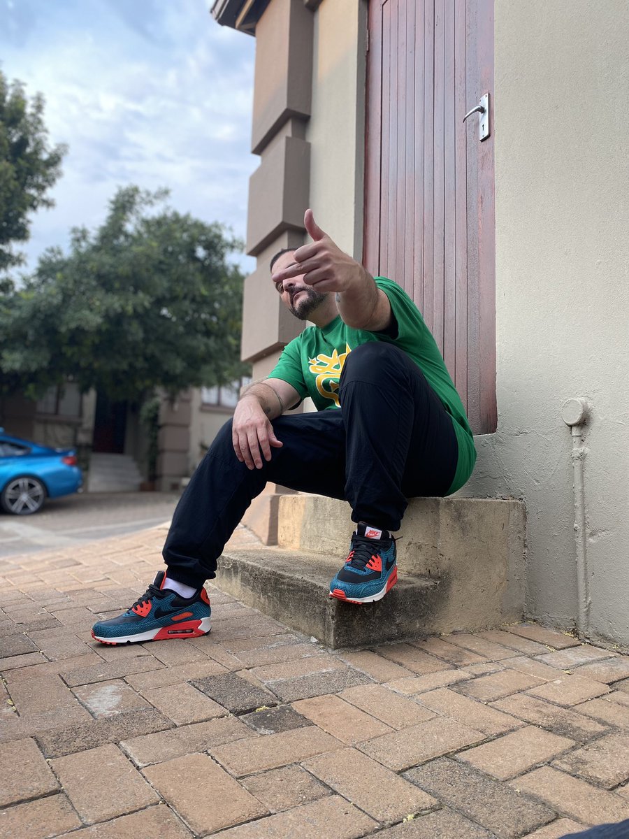 chronburgundy's tweet photo. “I don’t mean cyber bully when I hurt you on sight/ The dirt on my Nikes, a testament, for earning my stripes” - Chron Burgundy 

#LRG #LiftedResearchGroup #AirMax90InfaredSnake https://t.co/xwHrm1Eni6