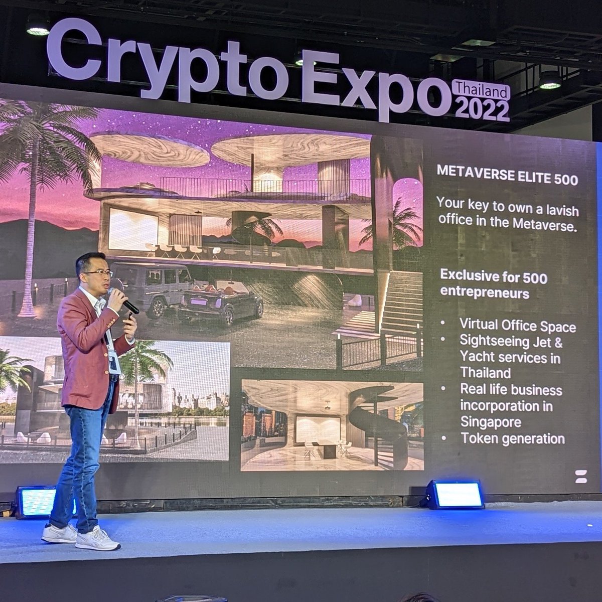 UKISSTech's tweet photo. #CryptoExpoThailand: Director Ben Chan shared more about Metaverse Elite 500, a project with Metaverse World, A Plus Fintech, Multitechnology Expert, @erectrust and @VallarisMaps, including preview of NFT claiming process using Hugware® and U-Mint

#NFTsServedColdWithHugware https://t.co/8b6KWoSrUv