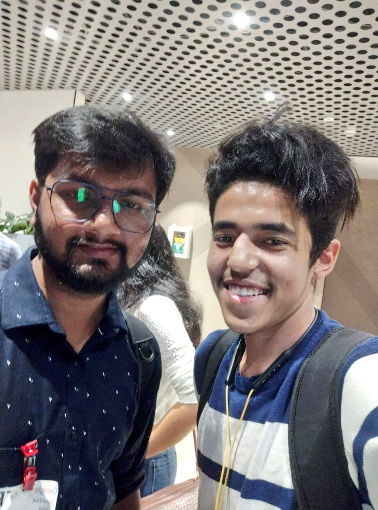 Madflasheroo7's tweet image. Such an amazing talk by @AbhishekDoshi26 on unit tests.
And amazing tips shared by him can&apos;t wait for flutter conf on Nov 19 💙💙

#FlutterConfIn #FlutterConfIndia