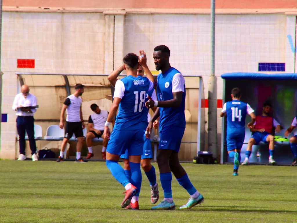 ElPaloFC's tweet photo. ¡FINAAAAAL!

|@ElPaloFC 3️⃣- 0️⃣ @CFMOTRIL| 

⚽️ 45’ Lulu
⚽️ 59’ Falu Aranda
⚽️ 84’ Acosta

📸 @ArturoPancorbo 

#ElPaloVsMotril
#Serdelpalo https://t.co/Nvq0lVn5l9