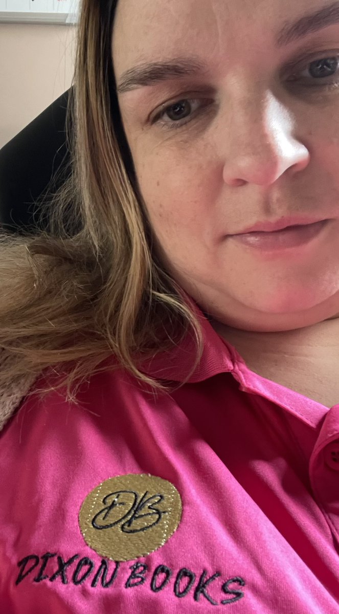 DixonBooks's tweet photo. Off to meet a potential new client on a Sunday #dedicated #Bookkeeping https://t.co/mB4Fxl9vWf