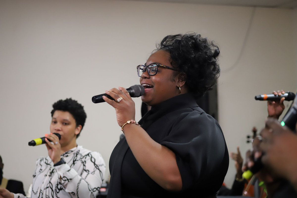 OasisCtr's tweet photo. Join us in worship this morning 🙌🏾 ⛪️. We're located at 3220 Apalachee Parkway or watch online via #OasisLive. Bring a friend!

#OasisLive #tallahassee #tallahasseechurches #famu #fsu #tally #tcc #tallyevents https://t.co/Xqmplw0hAO