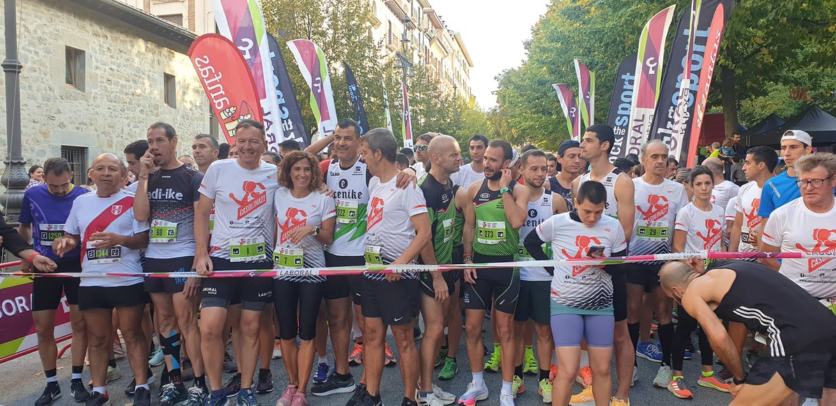 casolinavarra's tweet photo. ‼️#CASOLINA2022... #MásQueUnSprint‼️🏃♂️🏃🏃♀️
📸📷 Las MEJORES #IMÁGENES de una mañana inolvidable.
💪💪 ¡¡Gracias a todos y todas!! ESKERRIK ASKO!!
@anfasnavarra + @LABORALkutxa + @rockthesportES #MásQueUnSprint #Casolina2022 #CorreConCorazón https://t.co/7002kTwdtP