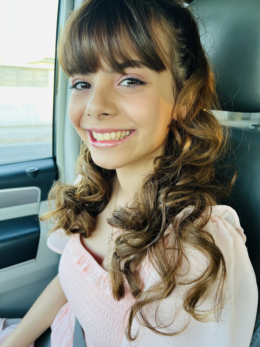 nolyr4's tweet photo. My sweet girl on homecoming day. https://t.co/ldqpVkSjbC