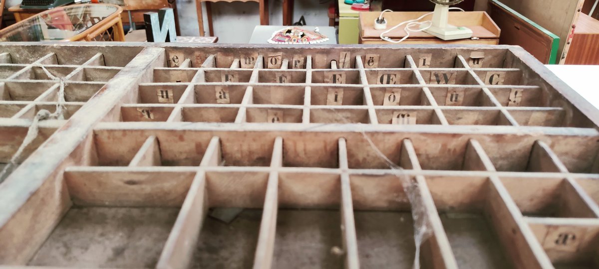 Some print trays have appeared at the reclamation yard in Southville. <a href="/LetterLuvvers/">Letter Luvvers</a> right up your alley! 🙂