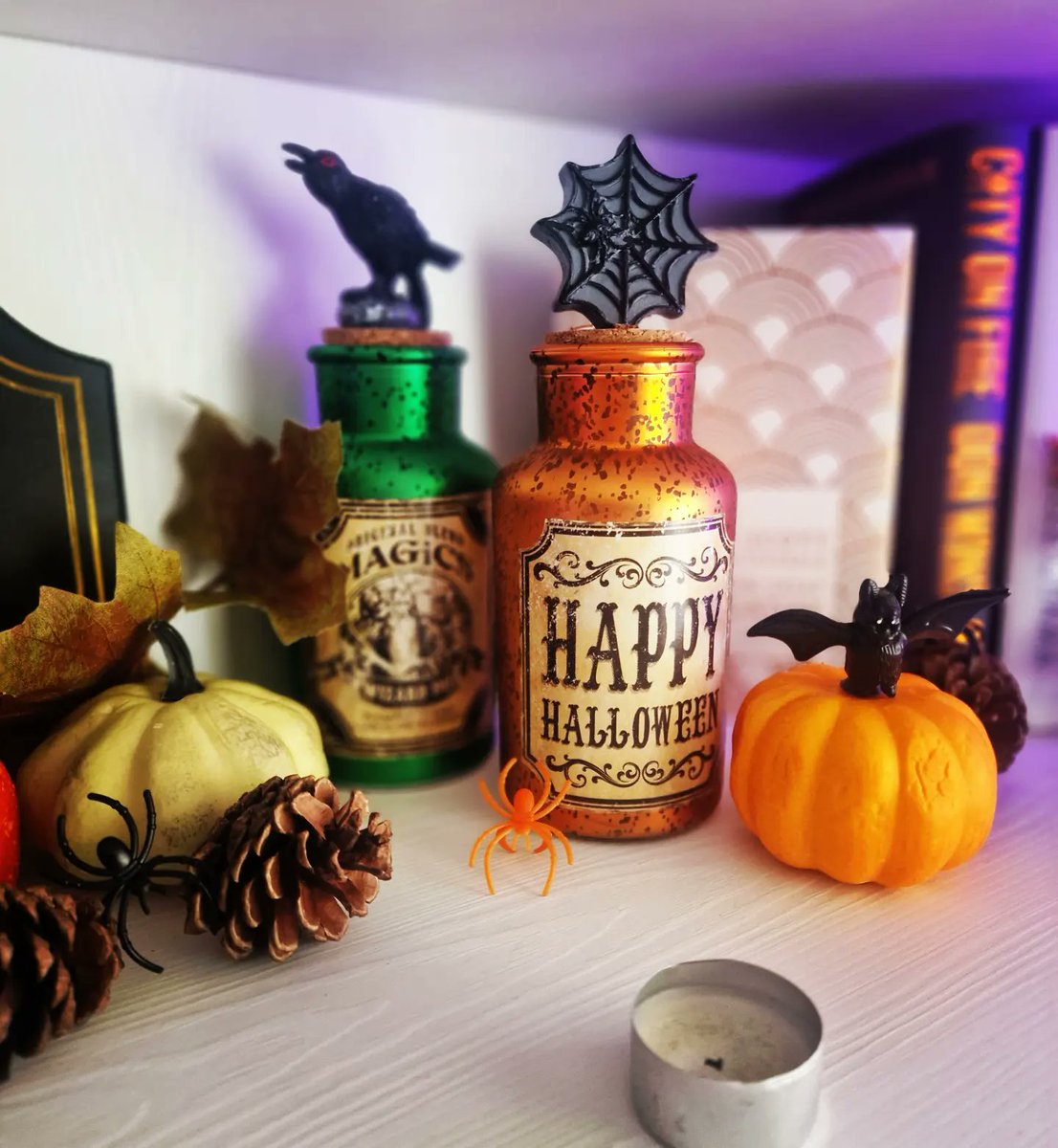 VOODOOGAMEZ's tweet photo. It's time to set up the House for Halloween 🎃 

#Halloween #SpookyScarySunday #HocusPocus https://t.co/CcXQN5SbpK