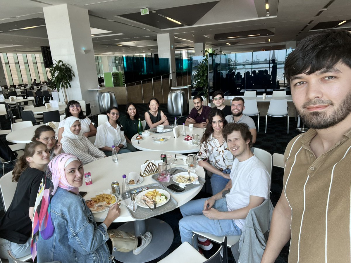 chemsstudents's tweet photo. Had a great time and amazing conversation with Prof. Hii @imperialcollege during lunch today! Thank you for coming to @KAUST_News ! Hope you’re enjoying your stay! @KAUST_PSE https://t.co/IqCOxDtBK5