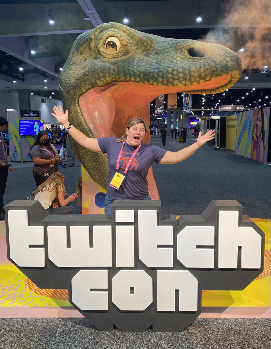 Had a wonderful time at #Twitchcon !!
It was a pleasure to meet everyone in the ⁦⁦<a href="/tarkov/">Escape from Tarkov</a>⁩ family! If I missed you, I hope we meet in the future. Love you all!! ⁦<a href="/bstategames/">Battlestate Games</a>⁩