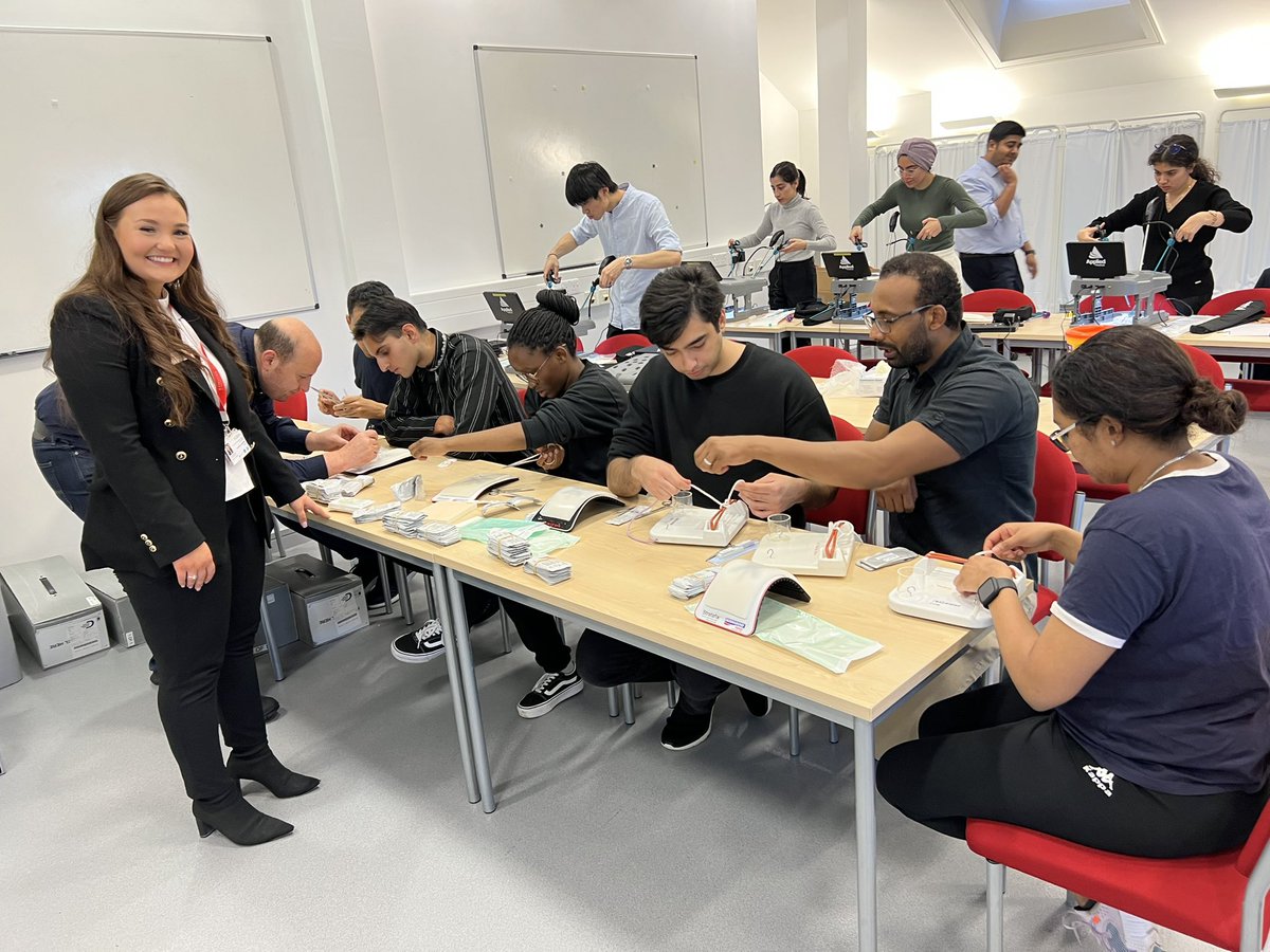 rubcanelo's tweet photo. Last Friday, 7th of October, the ASU hosted a new Surgical Skills Course for Uclan MBBS Students. I would like to thank the hard work to Badred, Samir and Tamer the ASU Trainers as well as to Kate from Ethicon and Russell from Applied Medical. https://t.co/OHp8ZaqTJj