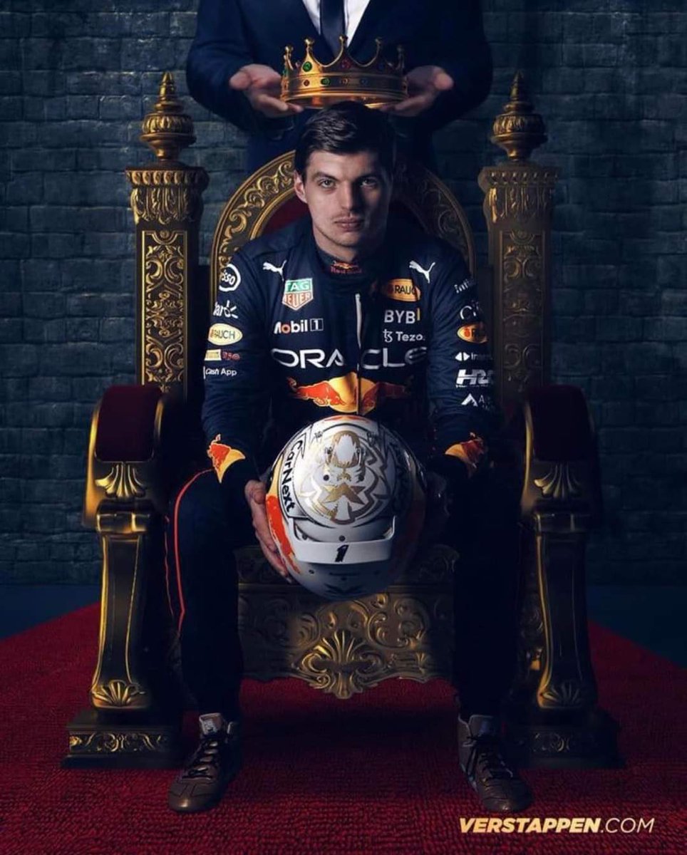CharlenRaymond's tweet photo. The Prince of @F1. King in the making.
@Max33Verstappen @redbullracing
#JapaneseGP #2TheMax #WTF1 https://t.co/gDVu8gcFiP