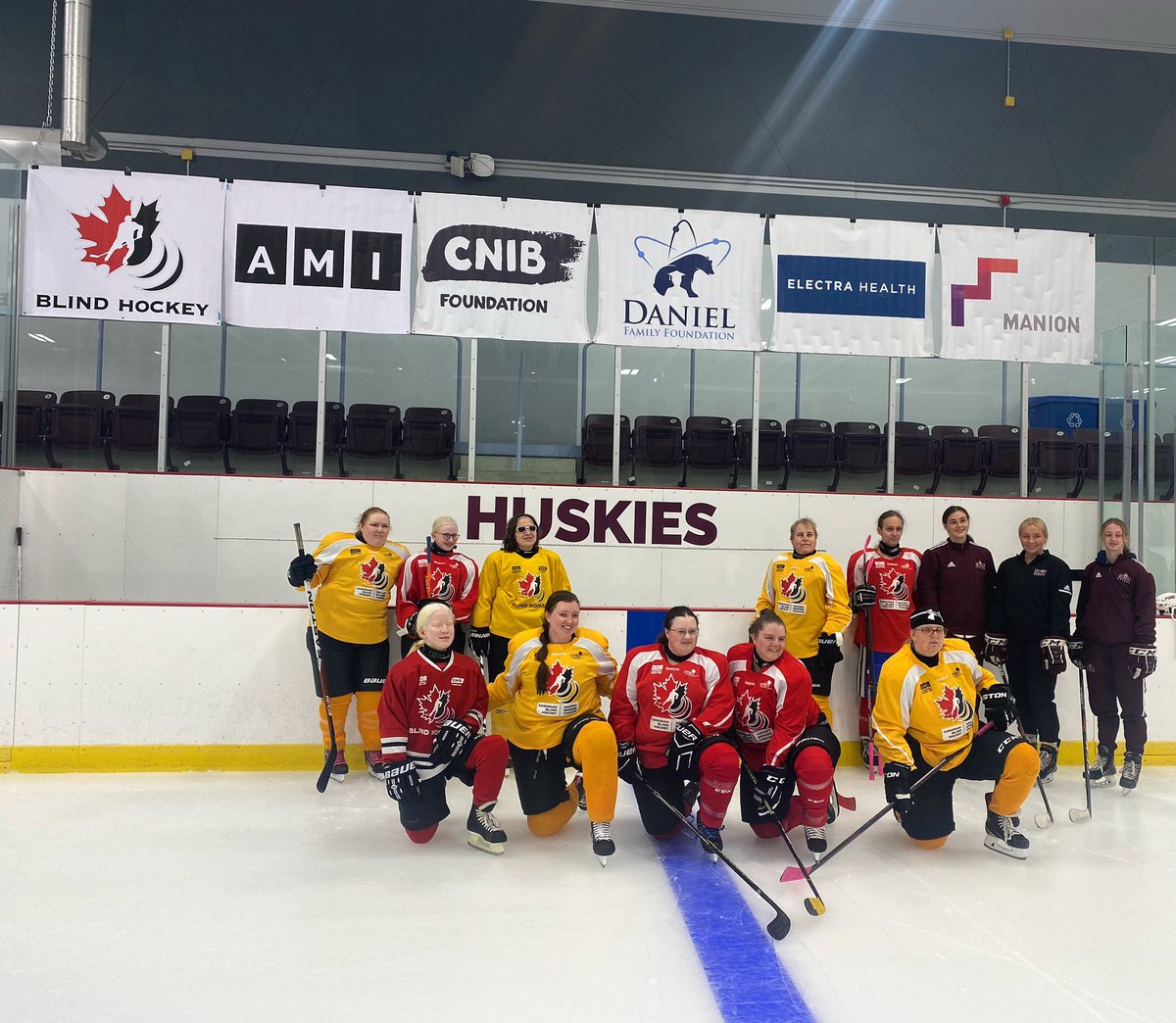 This World Girls' Ice Hockey Weekend, Canadian Blind Hockey would like to celebrate all the girls and women who are helping to grow our #parasport of #Blind #Hockey in their communities. #WGIHW
