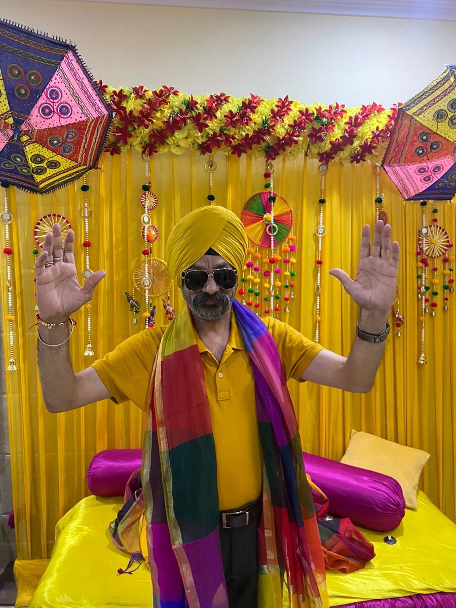 nsbchd's tweet photo. Bas Yuh Hi. 🥳🥳🥳 #DanceTwitter dekh lo. #Don ko bhi dekh lo. 🫤🫤🫤😝😝😝😆😆😆 https://t.co/VnYazpHKqD