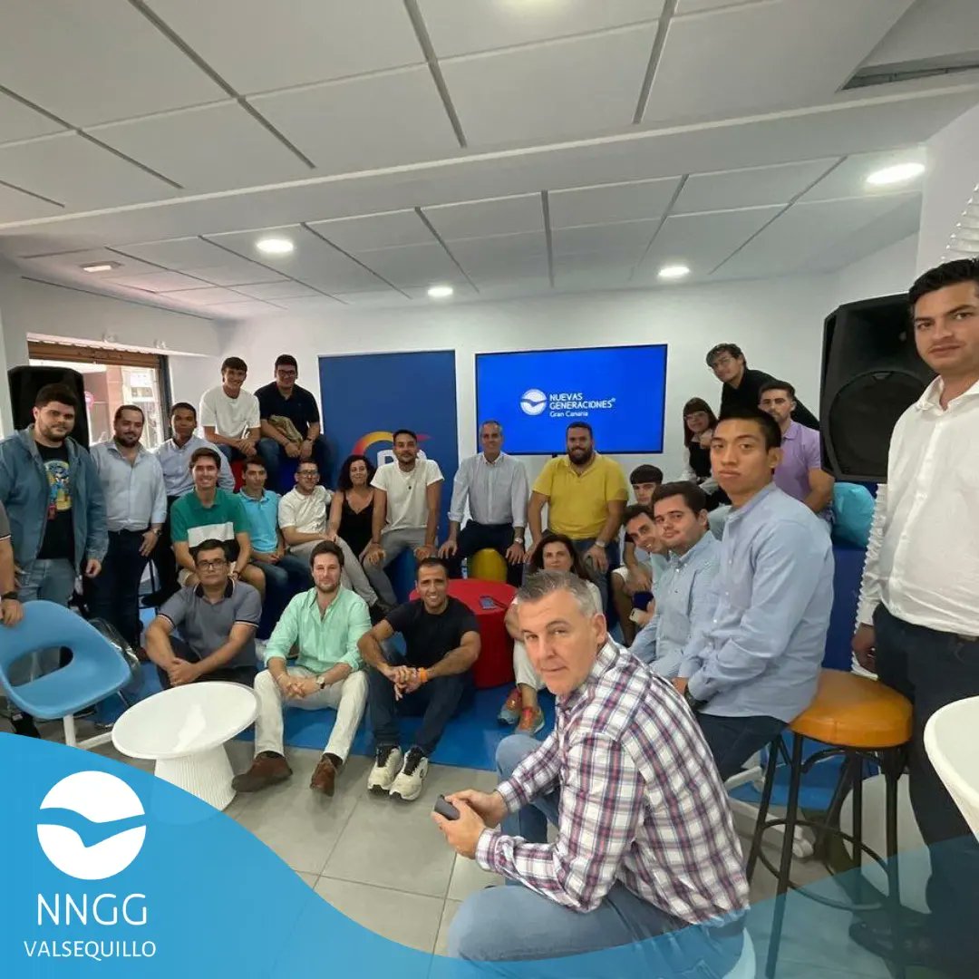 NNGGValsequillo's tweet photo. Ayer asistimos a la Junta Directiva y Comité Ejecutivo Insular de @NNGGranCanaria 

Tras este día nos alegramos profundamente de nuestro compañero y Secretario General @Snchez93202022 que asume la responsabilidad de la secretaría ejecutiva de empleo juvenil de @nnggrancanaria https://t.co/4iemrzlfw5