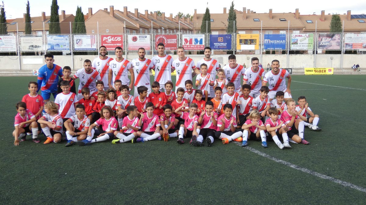 adcolmenarviejo's tweet image. 🤍❤️🤍 | PRIMER EQUIPO 
@adcolmenarviejo 0 🆚 0 C.F. San Agustin de Guadalix A

Partido bonito y vibrante con reparto final de puntos.

#SienteADCV 
#AupaAgrupa