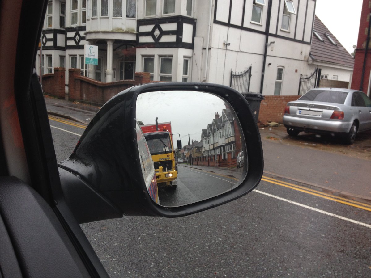 13milepost's tweet photo. ☎️Hello - yes, " did you say  number 2 or number  3 road for the shingle ?"Why do you ask ?   Errr.I couldn't remember -sort of went up both 🙄 Archive - Hand points - if you didn't set them, set them yourself  - seconds to check &amp; check again #ReRailing #Recovery #TrackTeam 🚧🦺 https://t.co/WWicP291Cy