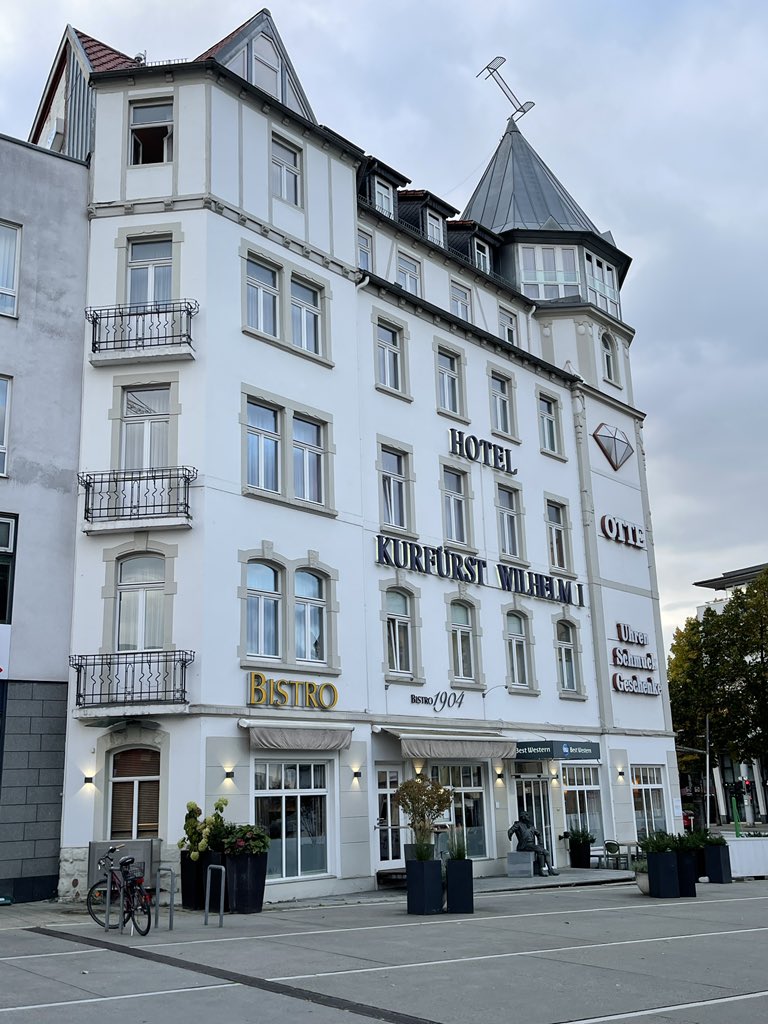 ProfNoble's tweet image. Sabbatical stop #5 was a fantastic two weeks with Patrick Spieth, Tobias Röth and their excellent team of innovation researchers at the University of Kassel in Germany. Thanks for sharing your great work and for the wonderful hospitality!