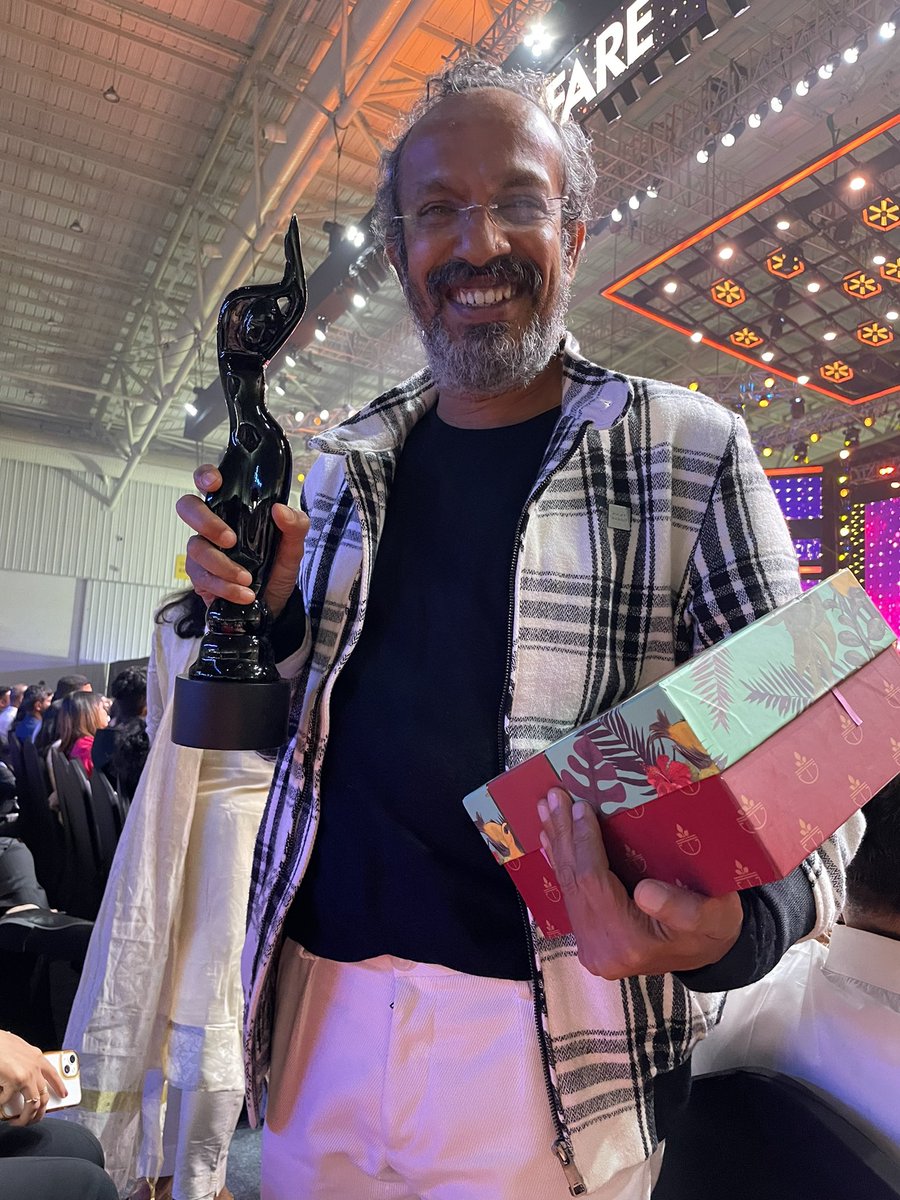 chandana_nag's tweet photo. Best Actor in a Supporting Role for #Act1978 @bsuresha ✨✨✨✨
#FilmfareAwards2022 #BSuresha #WinnerBoy https://t.co/bQX9lIE0eS