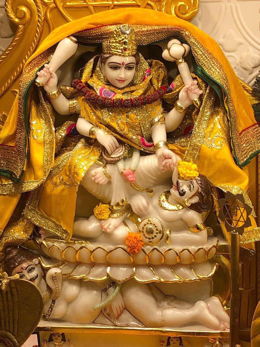 baglamukhipuja's tweet photo. बगलामुखी देवी की साधना-आराधना से मनुष्य जीवन की सभी प्रकार की बाधाओं और समस्याओं को समाप्त कर आनन्द एवं प्रसन्नतापूर्वक जीवन यापन करने लगता है। https://t.co/uRvq56Q5aD