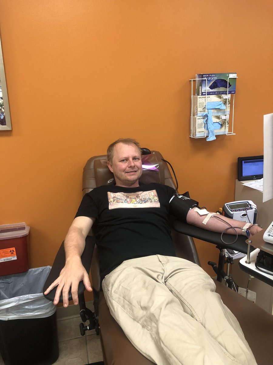 TexasHODLcro's tweet photo. @commitforlife @Klaypeccia #blood #blood4nft #blood4brc #LoadedLions #LoadedLionsTakeOver #cro #crofam #bethechange https://t.co/w6f5Krj1UD