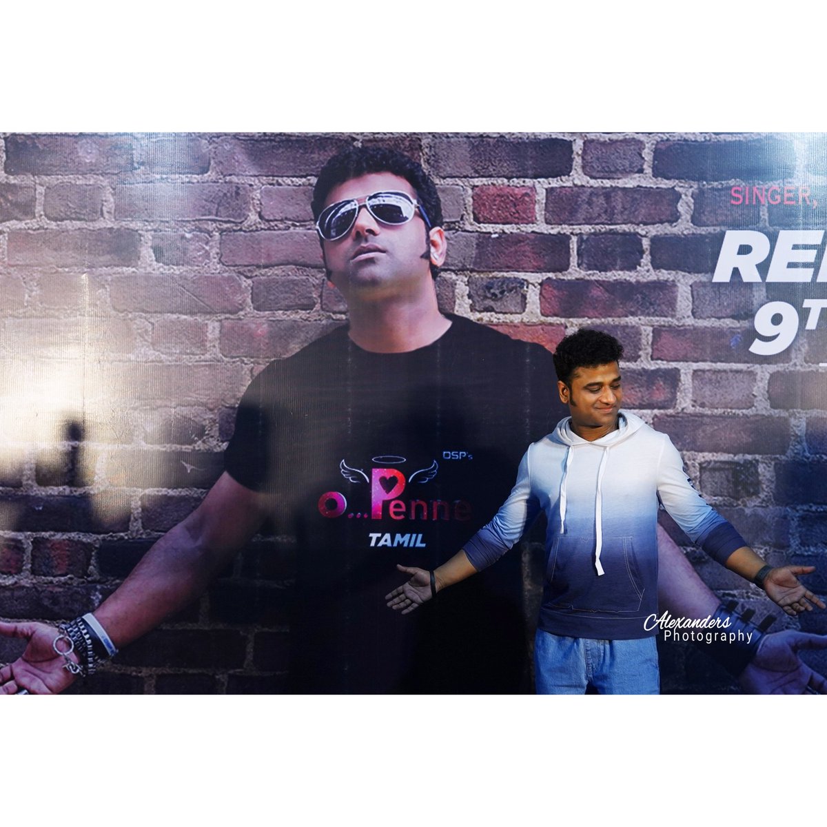 30mm_frame's tweet photo. O....Penne Music Video Launch Today in Tamil🎼
@ikamalhaasan @ThisIsDSP @TSeries @onlynikil #dspOpenne #dspmusic #DeviSriPrasad https://t.co/ZIt8ynQavC