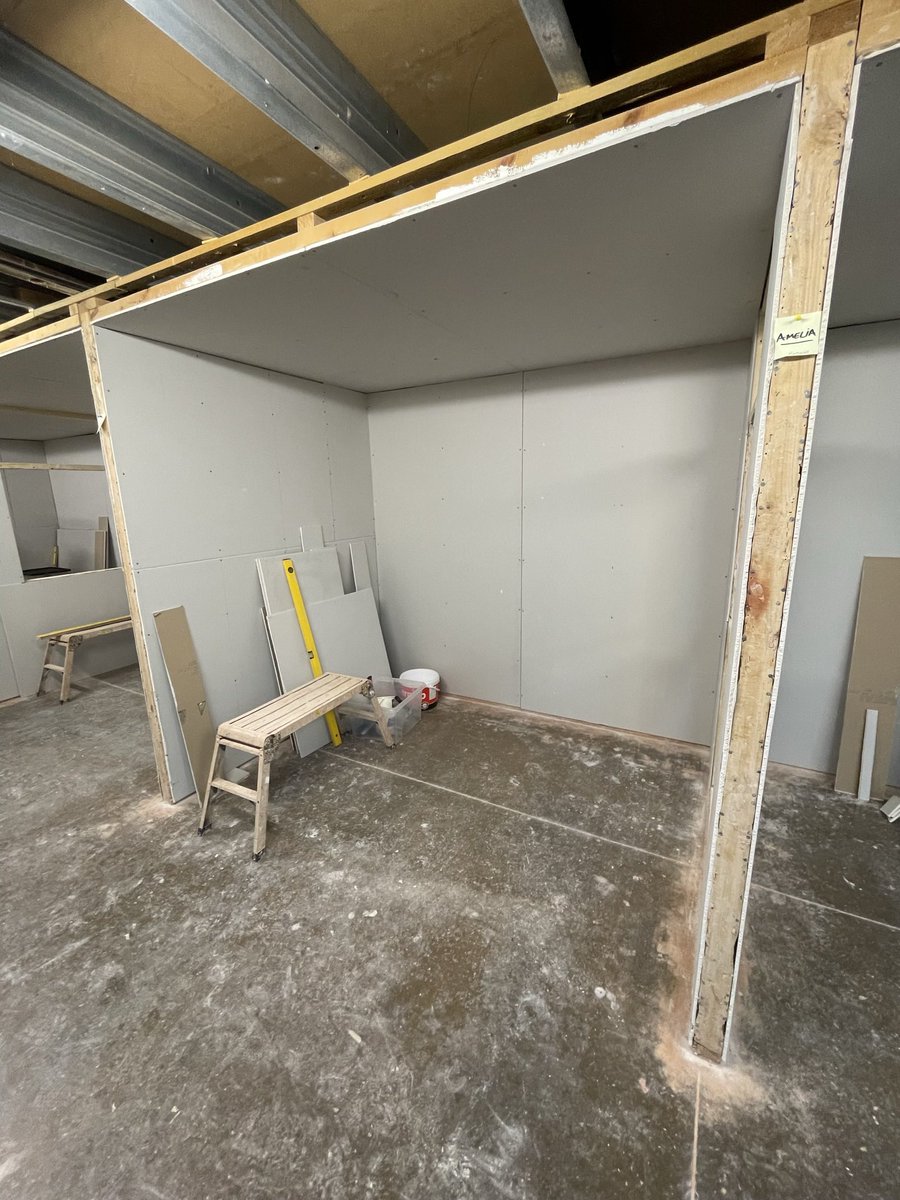 Miss Brook tweet media