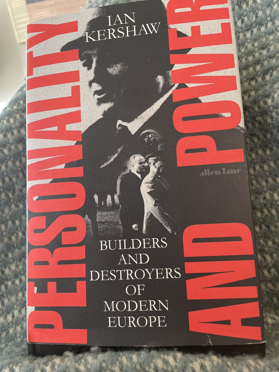 lykkefriis's tweet photo. Great read! #weekendbook https://t.co/9q4aa4JFVj