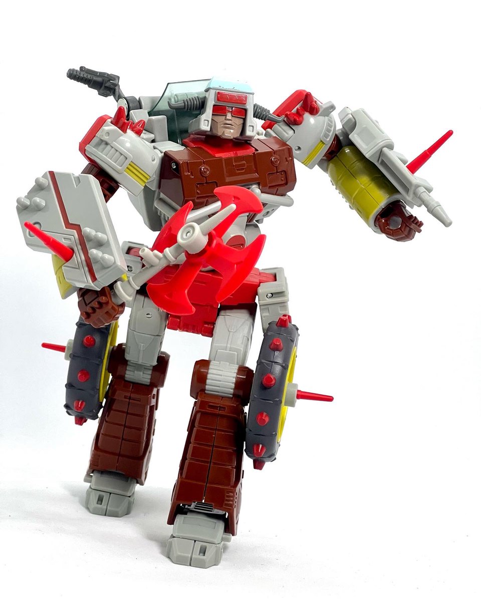 rainspeak2010's tweet photo. 嗯……唯一缺點是醜吧⋯⋯
#變形金剛 #垃圾星人 #transformers #transformersforlife #transformersphotography #transformersrobots #robots #transformersstudioseries #ss86 #junkheap https://t.co/sPEEs7vOGB