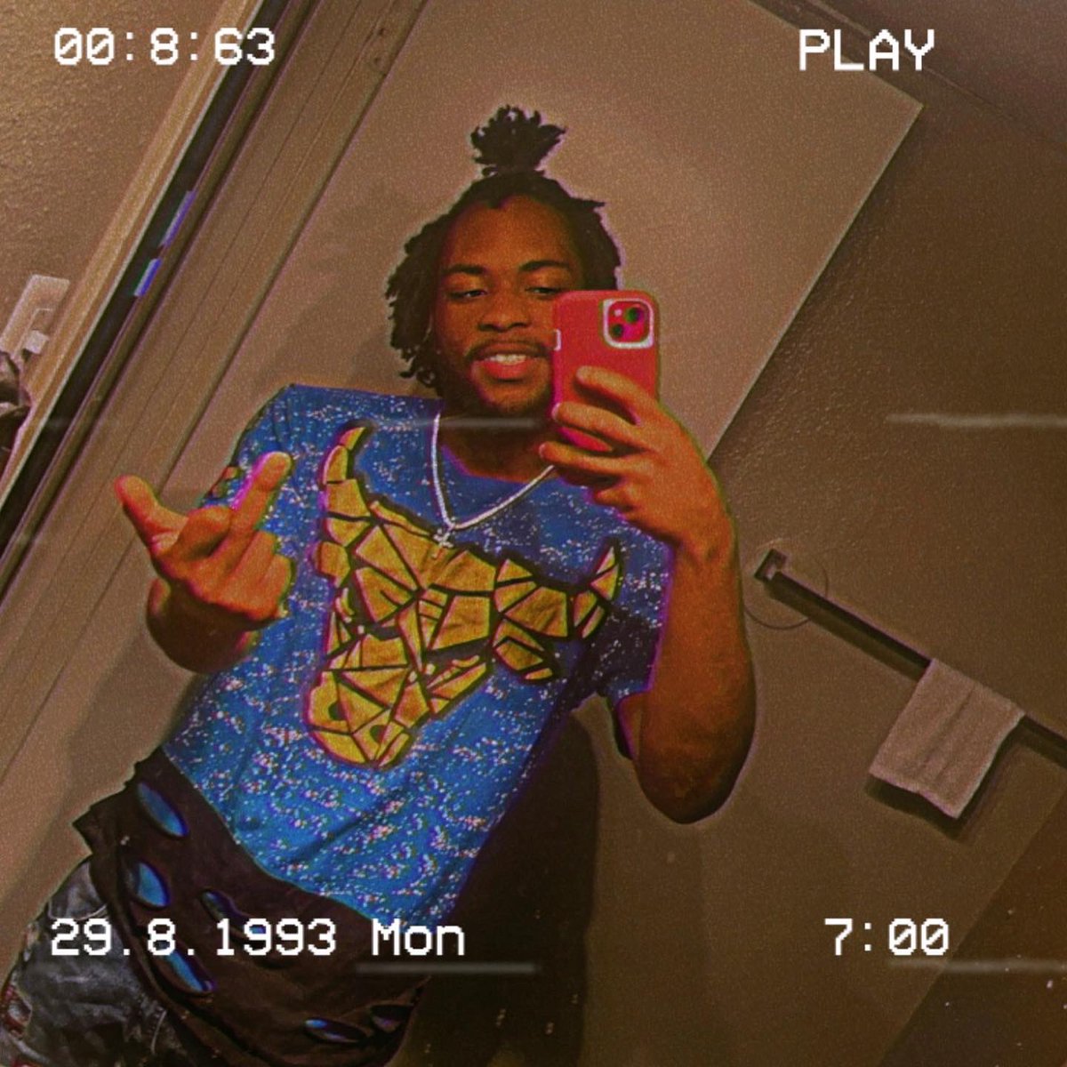 fxmousAj28's tweet photo. One year loc’d (October) https://t.co/EBf0ZKrY10