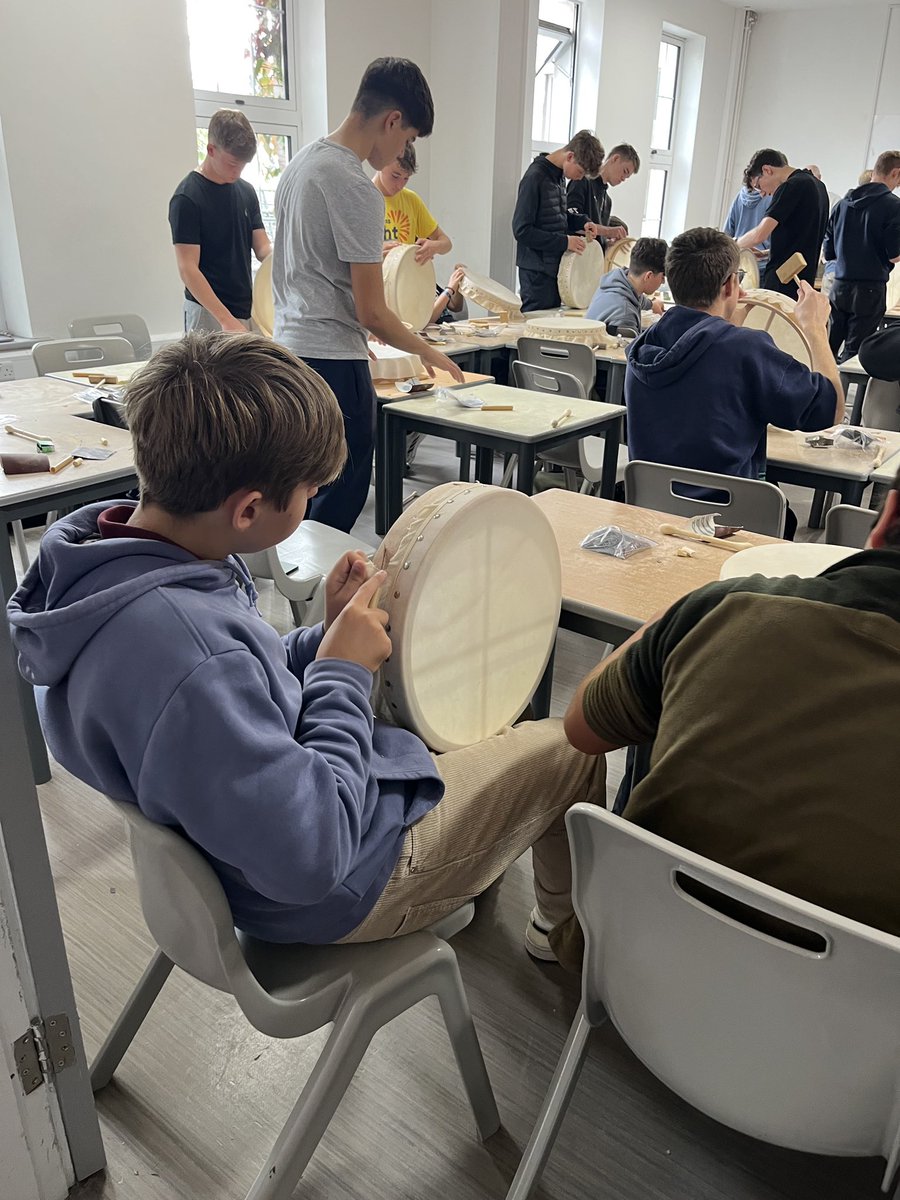 GlenstalSchool's tweet photo. Transition Year boys were busy making and decorating their own bodhrán earlier in the week. #GrowAtGlenstal #TransitionYear 🎵🎨 https://t.co/yqUOaJrGg1