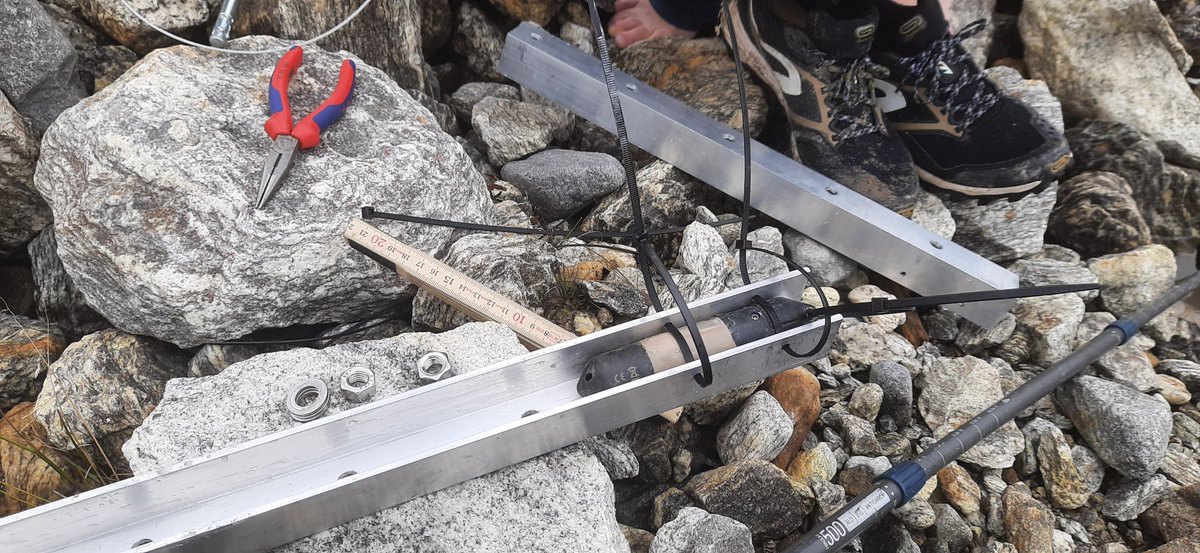 MishraAdityaGeo's tweet photo. Glaciological field work at Satopanth Glacier, Sep 2022.
Done discharge measurement at the head of #Alaknanda River and installed pressure transducers.
#glaciology #himalaya #Uttarakhand https://t.co/JszHlTVzG2