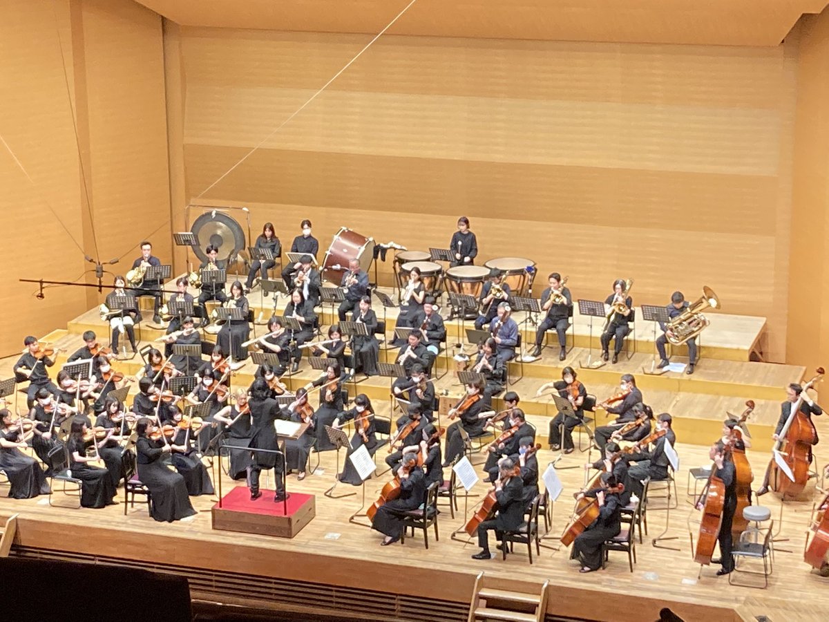 青山フィルハーモニーOB・OGオーケストラの第31回定期演奏会は #吉田拓人 さんの指揮により、盛況のうちに開催することができました。3年ぶりの演奏会に多くの皆様に鑑賞していただいき、団員一同あつく御礼申し上げます。来秋開催の第32回定期演奏会もご期待下さい。
#青フィルOBOGオケ <a href="/tackt0729/">吉田拓人@10/12青フィルOBOGオーケストラ</a>