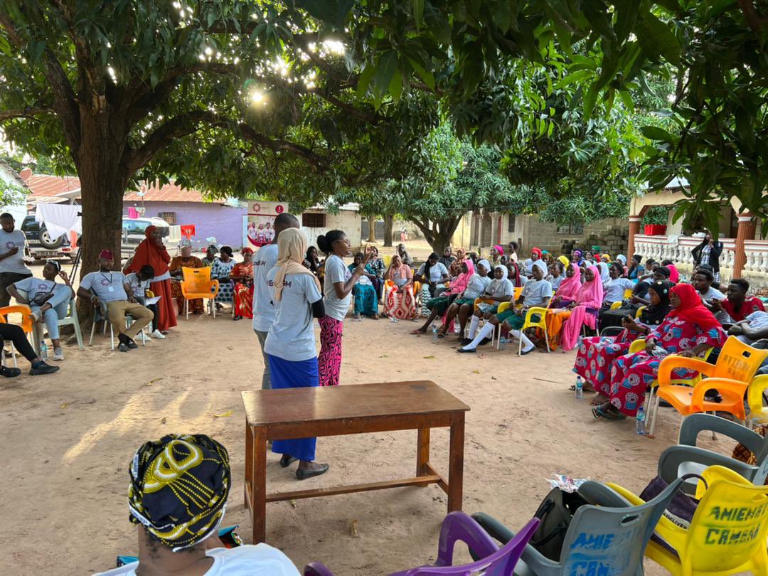 Jalambang our last stop to lead an intergenerational community dialogue.<a href="/GPtoEndFGM/">UNFPA-UNICEF JP to End Female Genital Mutilation</a>  Phase 4 is about supporting young people to address their challenges not just as individuals, but within their whole ecosystem <a href="/adeyanjudeji/">Comrade Deji Adeyanju</a> <a href="/samiha_yunus/">Samiha Yunus</a> <a href="/JulittaOnabanjo/">Julitta Onabanjo, Dr</a> <a href="/Atayeshe/">UNFPA Executive Director</a> <a href="/meltemagduk/">Meltem Agduk PhD</a>