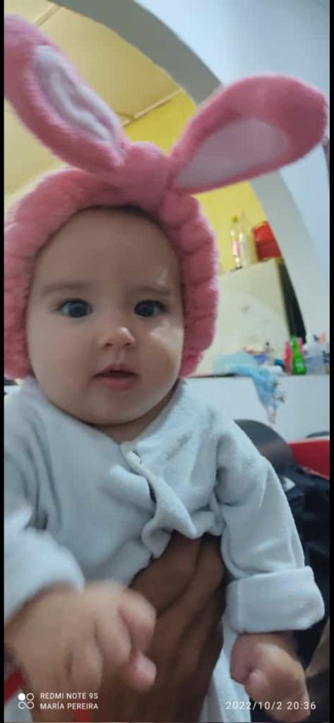 #Tejerías   mi sobrina iba a bordo del autobús que se llevó el río por la constituyentes . Actualmente se encuentra en malas condiciones en el hospital victoriano Santaella ... Y ella no sabe del paradero de su bebé por favor si saben comunicarse 04125779052/ 04123741763