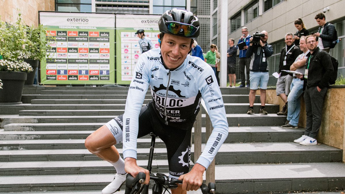 😁 𝗕𝗜𝗚 smile, because Tomas Kopecky finishes 𝘁𝗵𝗶𝗿𝗱 in Paris-Tours Espoirs! 🥉

#RideToWin #ParisToursEspoirs 🇫🇷