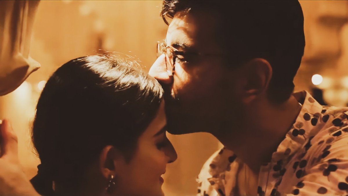 chefanaitaasays's tweet photo. it's unreal how obsessed I still am with just how regally he touches her every. damn. time.🔥
1 MAGICAL YEAR TO JTH https://t.co/7OF5627YD5