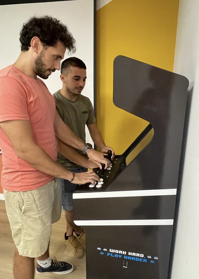interacso's tweet photo. work hard 🎮 play harder⚛️
here #opensourcejam
junto a @teralco @AlicanteFutura @ImpulsAlicante https://t.co/Ue2nwjw6Gh