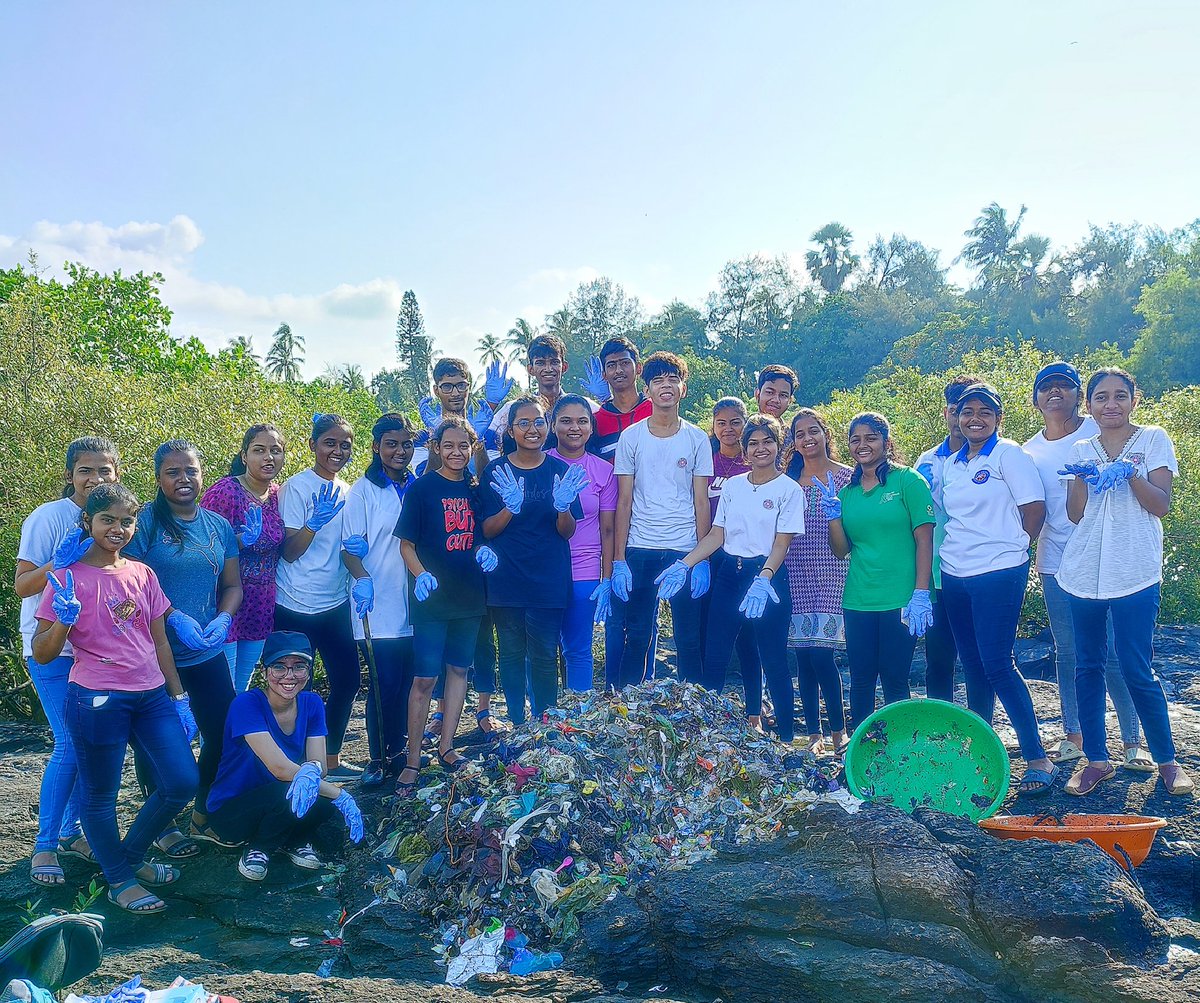 KeepHopeAlive_0's tweet photo. #KeepHopelive
Every year, more than a  million tonnes of plastic waste enter the oceans. Micro-plastics, just like any other type of plastic, can take hundreds or even thousands of years to decompose. #saveocean #environment @MahaEnvCC @bhumipednekar @AslamShaikh_MLA @mygovindia https://t.co/Ynbf1uxLI4