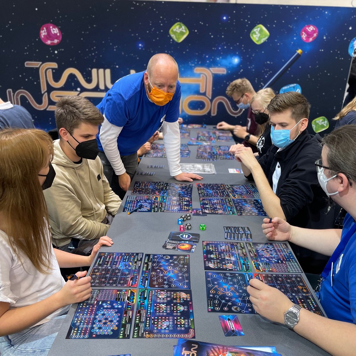 The final day of SPIEL has arrived! There are just a few hours left for you to demo Twilight Inscription, so make sure you stop by Booth 1B103 and roll some dice in this clash for galactic domination! #AsmodeeSpiel22