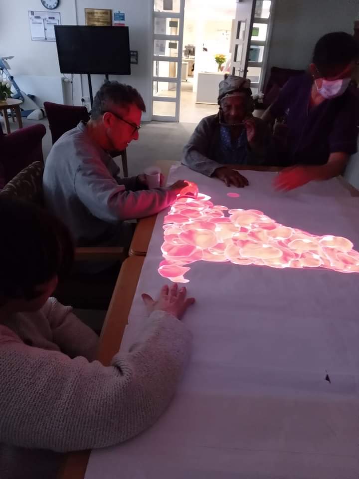 NortonHouseCH's tweet image. Let&apos;s pick some fruits and flowers 💐 
#magictable#