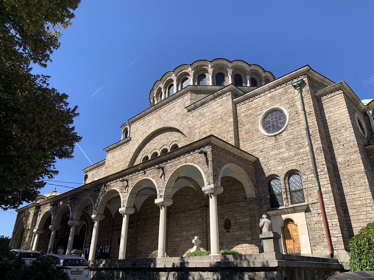 gunewan's tweet photo. Sights &amp; sounds of #Sofia #Bulgaria It’s still undiscovered. Take the opportunity to explore without too many tourists😎 Culture, Food, Shopping - enjoy!😊 https://t.co/y07EuqY6Nv